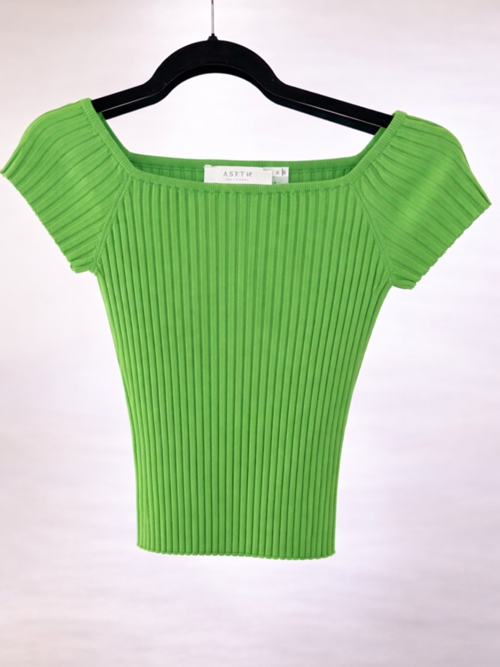 ASTR The Label Lime Green Ribbed Off Shoulder Top | Size XL | Fitted Knit